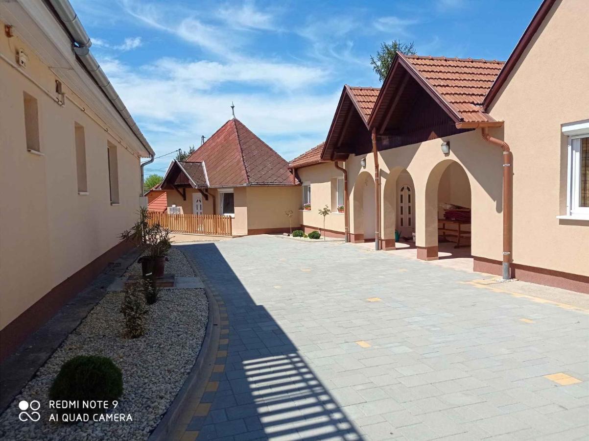 Apartment In Balatonlelle 40765 Luaran gambar